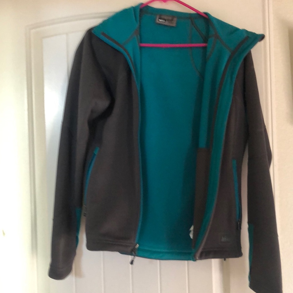 Light and warm womens coat, REI, size medium
